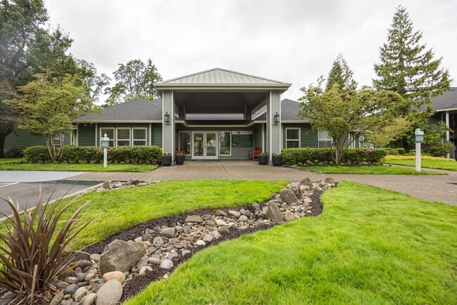 Commons at Dawson Creek Apartments