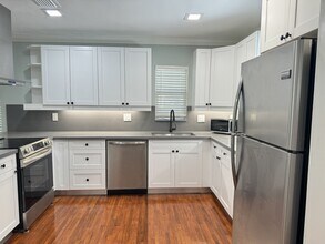 802 SW 14th Ave in Fort Lauderdale, FL - Building Photo - Building Photo