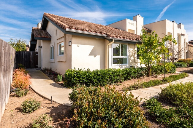 10913 Draco Rd, Unit #19 in San Diego, CA - Building Photo - Building Photo