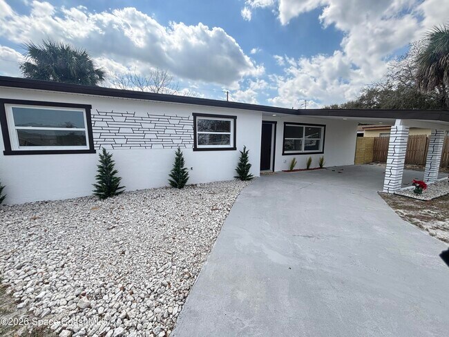 1301 Kathwood Dr in Melbourne, FL - Building Photo - Building Photo