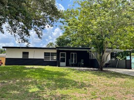 11630 Cameron St in Orlando, FL - Building Photo