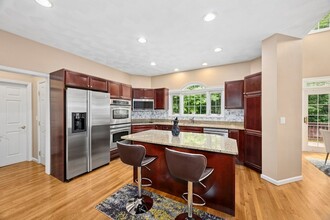 2 Arrowhead Ln in Westborough, MA - Building Photo - Building Photo