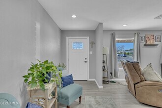 9913 Album Ave in El Paso, TX - Building Photo - Building Photo