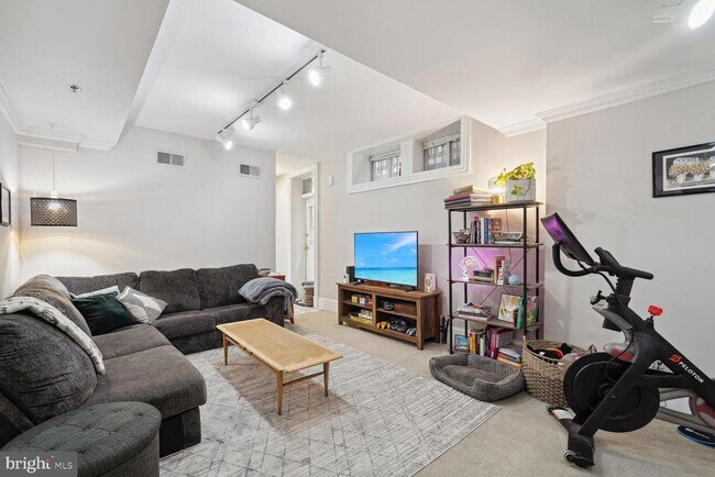 property at 1736 18th St NW