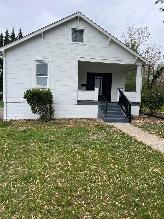 property at 1810 Riverdale Rd SE
