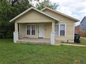 1219 S 10th St in Temple, TX - Building Photo