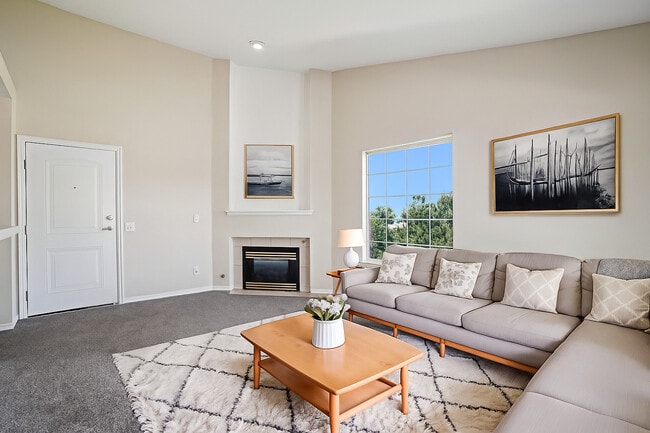 Sterling Pointe Apartments