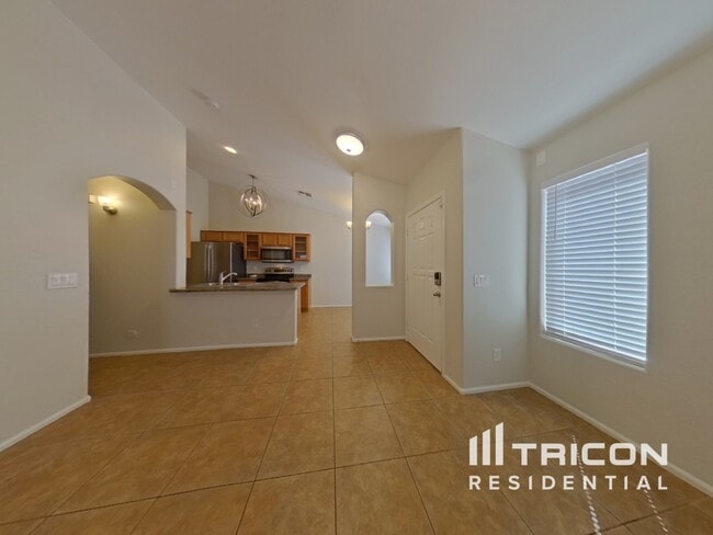 21308 Howell Dr in Maricopa, AZ - Building Photo - Building Photo