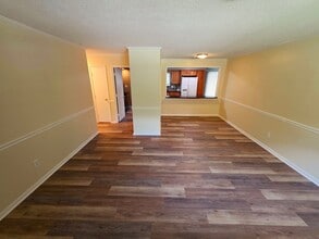 201 Spring Dr in Jacksonville, NC - Building Photo - Building Photo