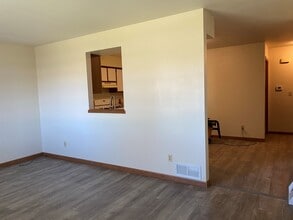 5005 26th Ave in Kenosha, WI - Building Photo - Building Photo