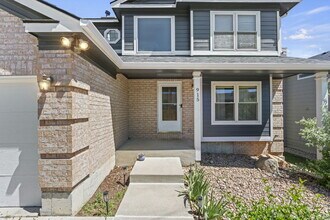 915 Royal Crown Ln in Colorado Springs, CO - Building Photo - Building Photo