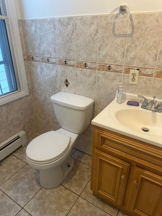 612 S Park St, Unit first floor in Elizabeth, NJ - Building Photo - Building Photo