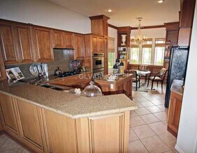 16 Feather Sound Dr in Henderson, NV - Foto de edificio - Building Photo