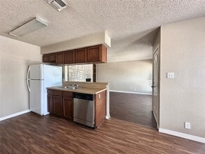 209 E Noton St in Pflugerville, TX - Building Photo - Building Photo