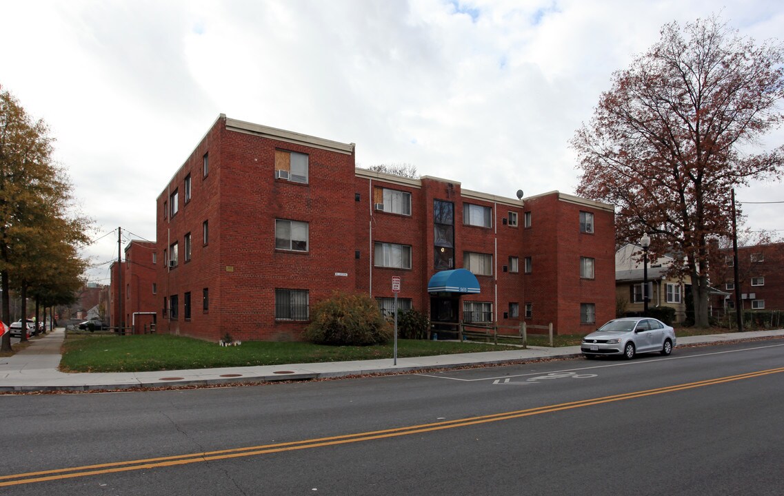 5615 Nannie Helen Burroughs Ave NE in Washington, DC - Building Photo