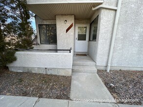 1845 Kendall St in Lakewood, CO - Building Photo - Building Photo