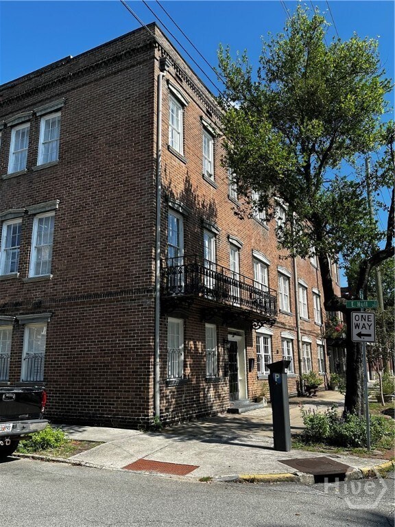 property at 219 Abercorn St