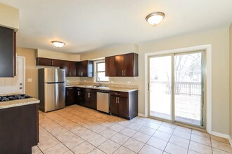 444 N Douglas Ave in Villa Park, IL - Building Photo - Building Photo