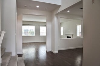 33417 Pony Lp in Fremont, CA - Building Photo - Building Photo