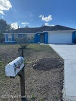 260 Christensen Ave SE in Palm Bay, FL - Building Photo