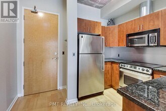 388 Richmond St W in Toronto, ON - Building Photo - Building Photo