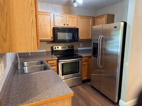 911 Rolling Thunder Dr in O'Fallon, MO - Building Photo - Building Photo