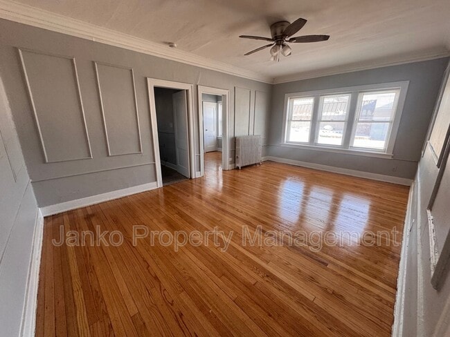 property at 37 W 14th Pl