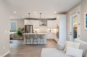 9684 Prospect Pl in Gig Harbor, WA - Building Photo - Building Photo