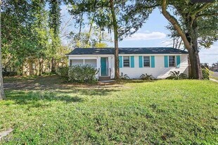 5463 Marcia Cir in Jacksonville, FL - Building Photo