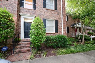 14 Prescott Walk NE in Atlanta, GA - Building Photo