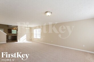 6748 Shanghai Cir in Indianapolis, IN - Building Photo - Building Photo