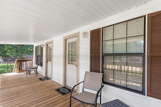 441 River St in Coldspring, TX - Building Photo - Building Photo