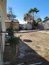 4575 Stemrose Way in Las Vegas, NV - Building Photo - Building Photo