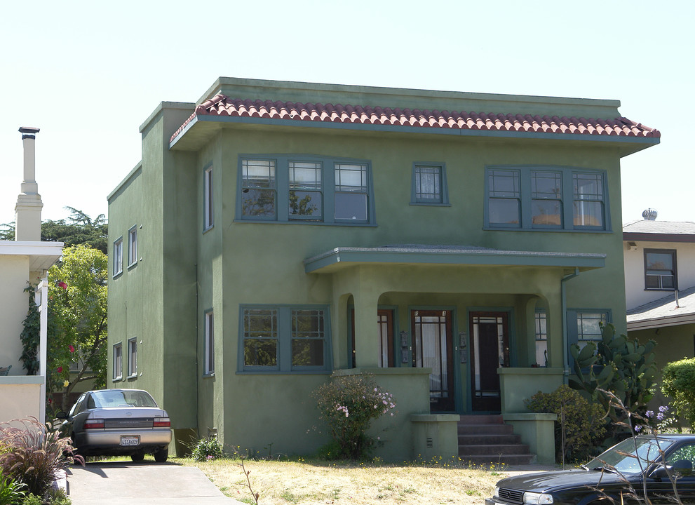 4154 Park Blvd in Oakland, CA - Building Photo