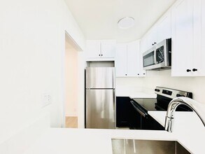 3550 Jasmine Ave in Los Angeles, CA - Building Photo - Building Photo