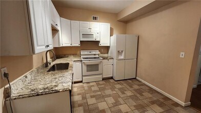 1060 Landover Crossing in Suwanee, GA - Building Photo - Building Photo