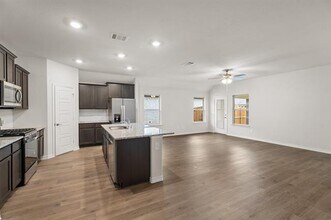 647 Carters Grv Dr in Fate, TX - Building Photo - Building Photo