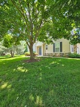 749 Dillon Ct in Grayslake, IL - Building Photo - Building Photo