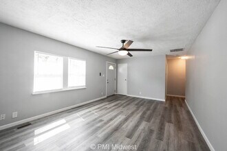 4350 Dubarry Rd in Indianapolis, IN - Building Photo - Building Photo