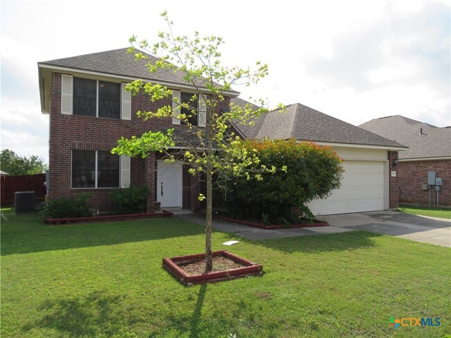 2043 Carlisle Castle Dr in New Braunfels, TX - Foto de edificio - Building Photo