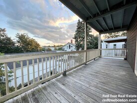 15 Romsey St in Boston, MA - Building Photo