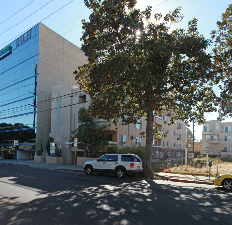 1841 Sawtelle Blvd in Los Angeles, CA - Foto de edificio