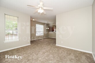 2394 Brianna Dr in Hampton, GA - Foto de edificio - Building Photo