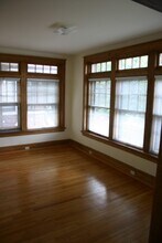 5861 Nina Pl in St. Louis, MO - Building Photo - Building Photo