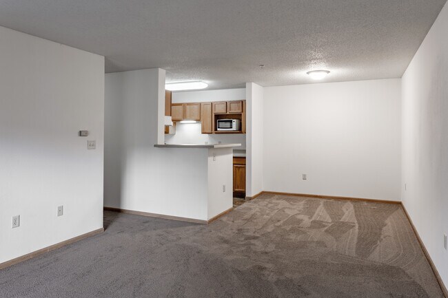 Swisshelm Village Apartments in St. Cloud, MN - Foto de edificio - Interior Photo