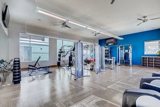 High Line Pointe in Denver, CO - Building Photo - Building Photo