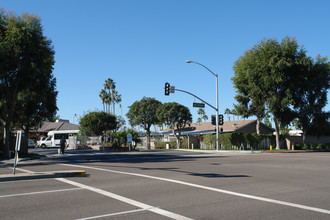 Lakeshore Gardens in Carlsbad, CA - Building Photo - Building Photo