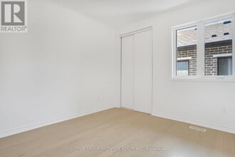 59 Suzuki St in Barrie, ON - Building Photo - Building Photo