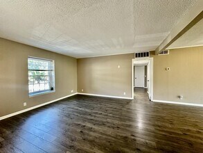 2638 Park Rd in Charlotte, NC - Foto de edificio - Building Photo