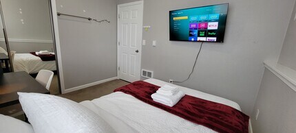 8030 238th St SW in Edmonds, WA - Building Photo - Building Photo